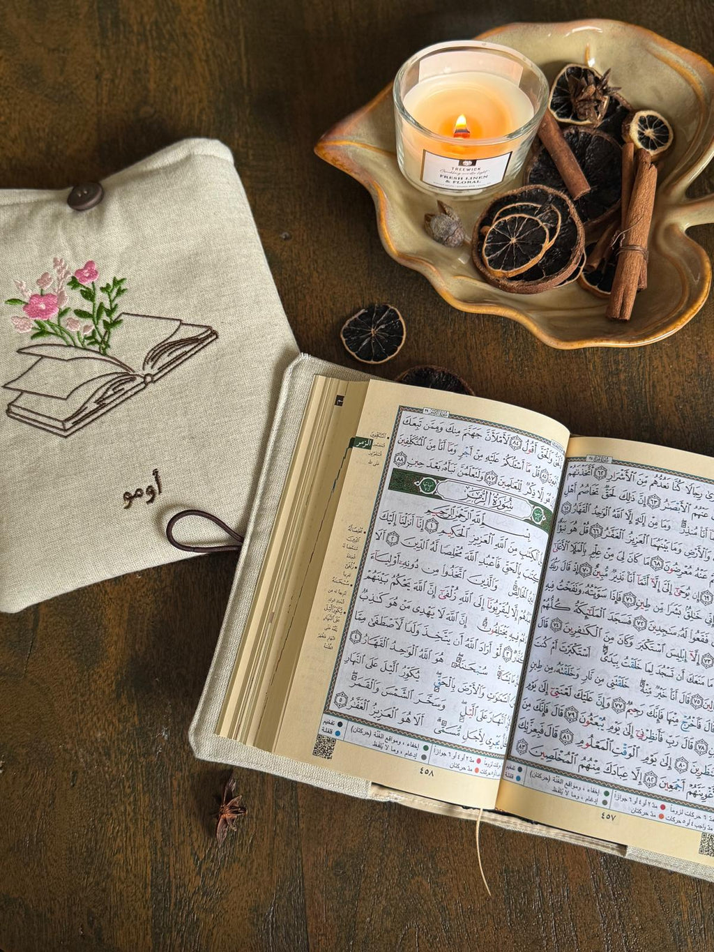 Gepersonaliseerde Koranhoes - Boek met Bloemen