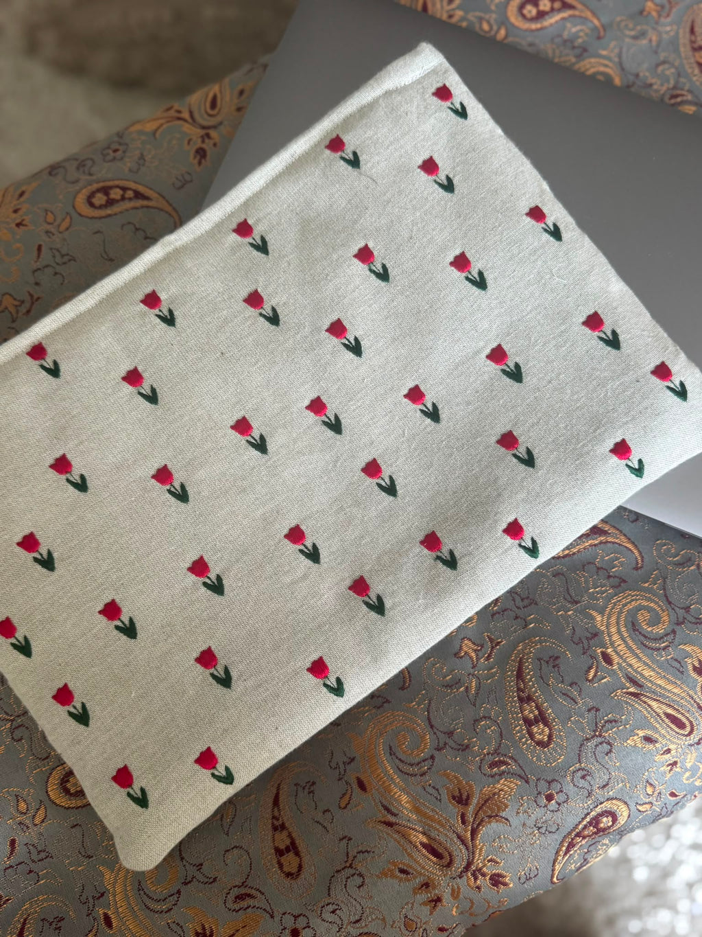 Personalized Laptop Sleeve - Tulips